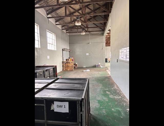 INDUSTRIAL PROPERTY TO RENT IN DEAL PARTY